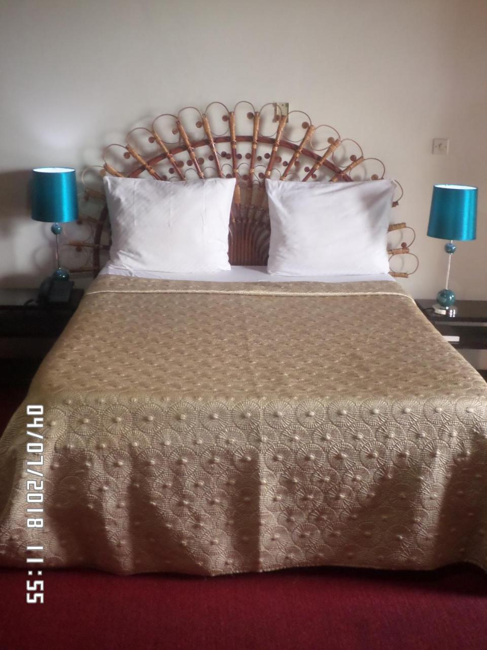Hotel Azur Yaounde Exterior photo