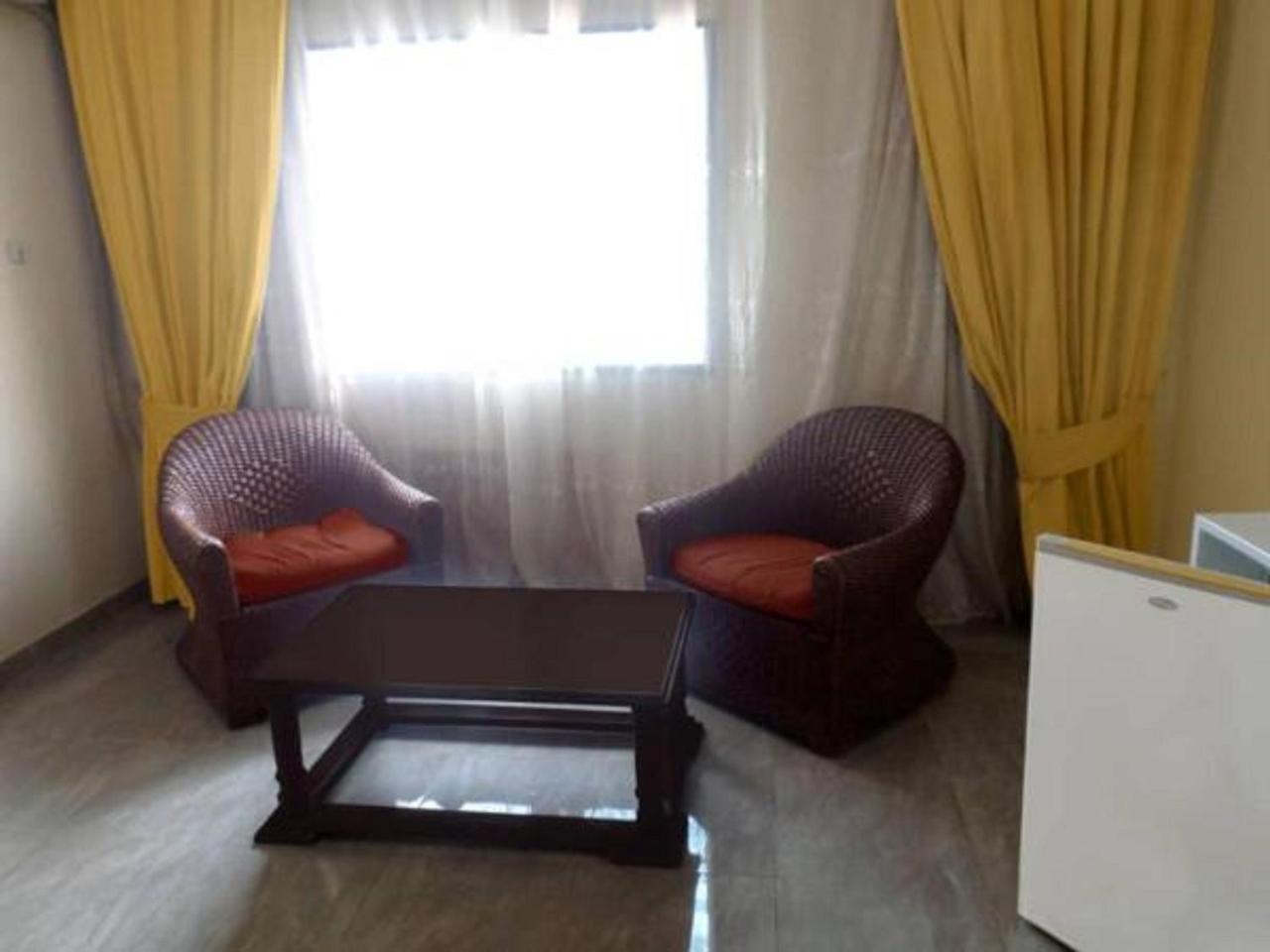 Hotel Azur Yaounde Exterior photo