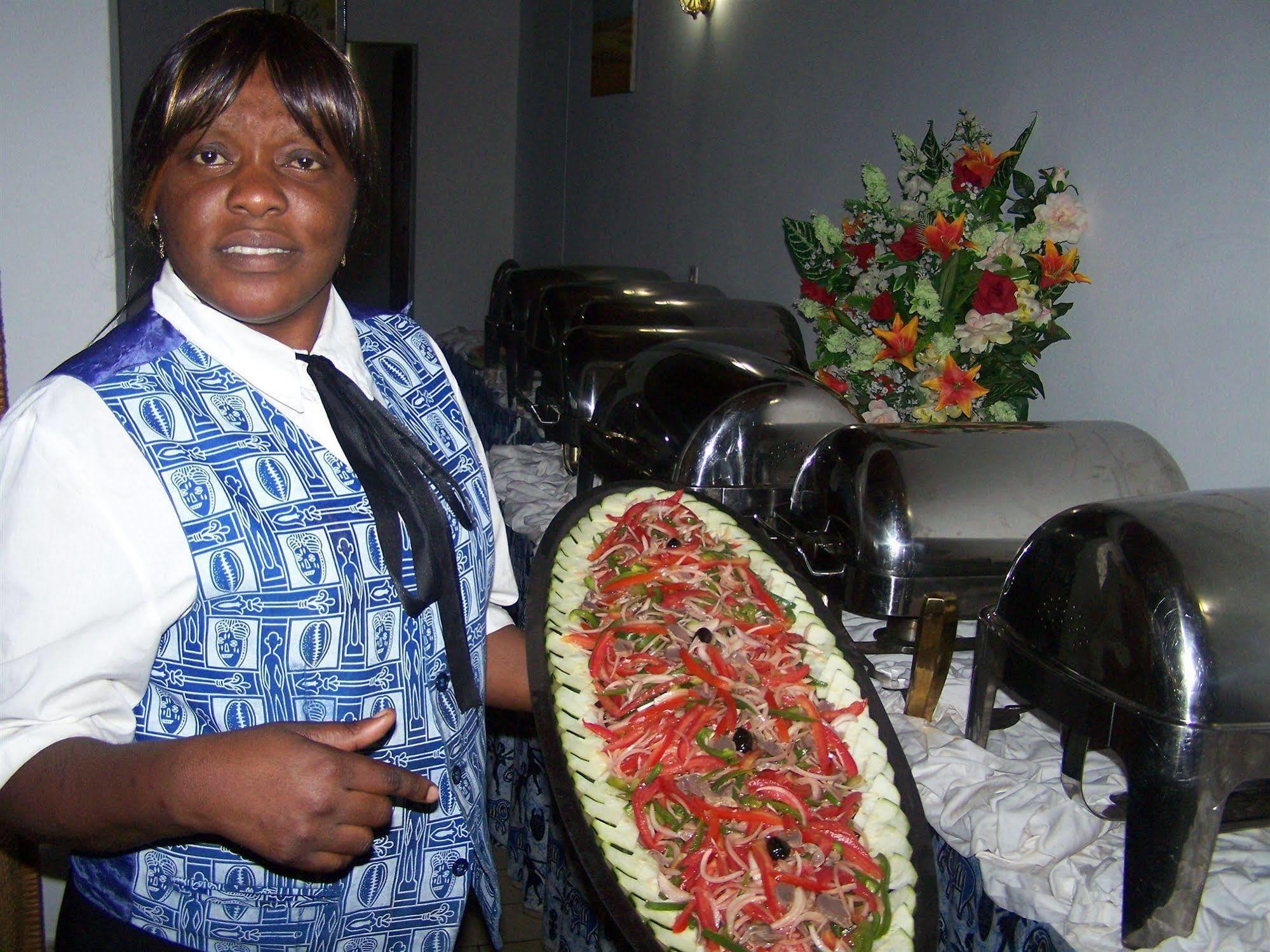 Hotel Azur Yaounde Exterior photo